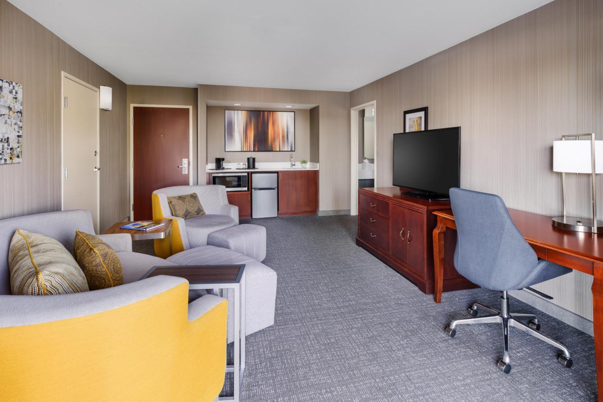 Courtyard By Marriott Roseville Galleria Mall/Creekside Ridge Drive Esterno foto
