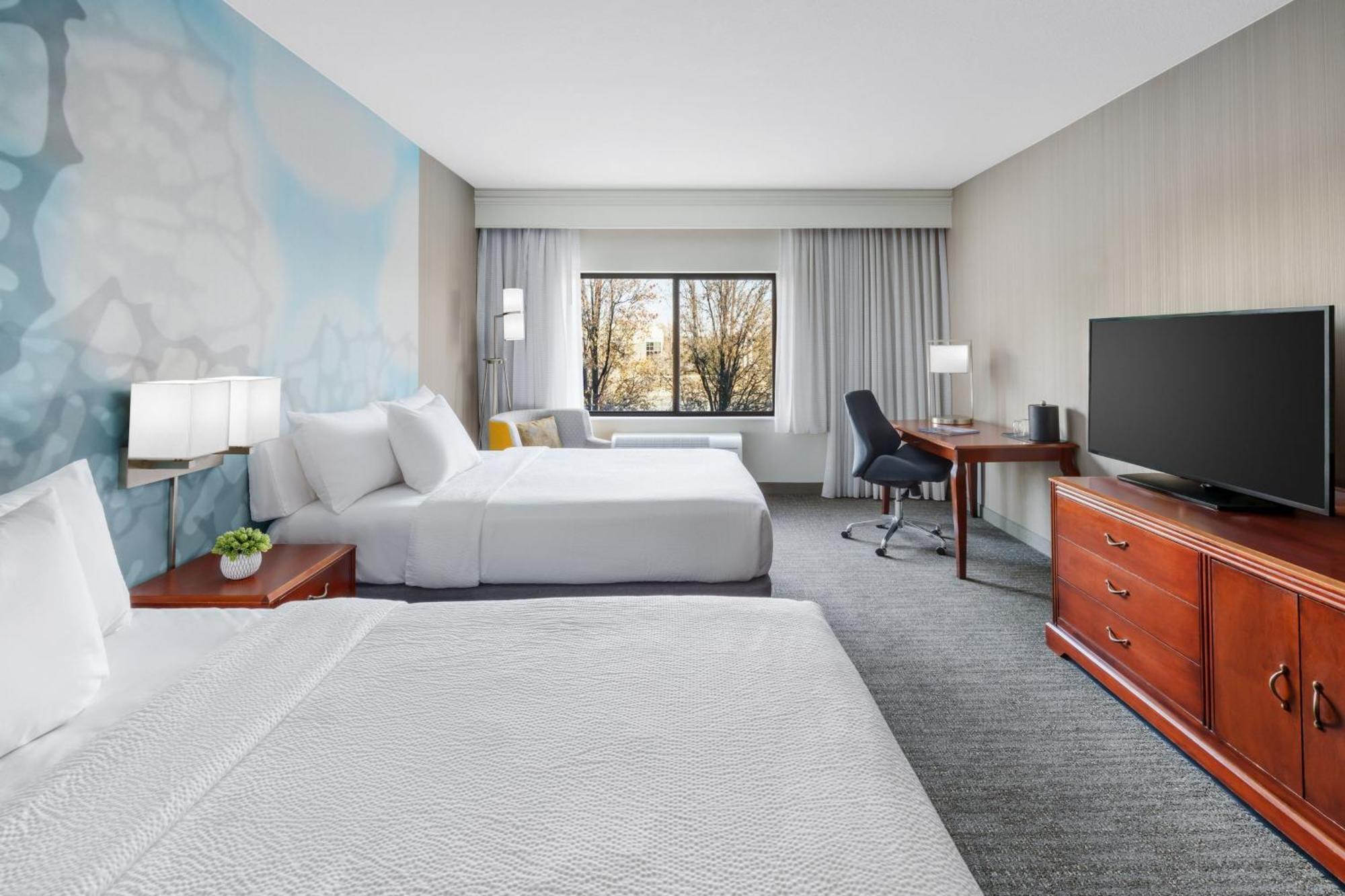 Courtyard By Marriott Roseville Galleria Mall/Creekside Ridge Drive Esterno foto