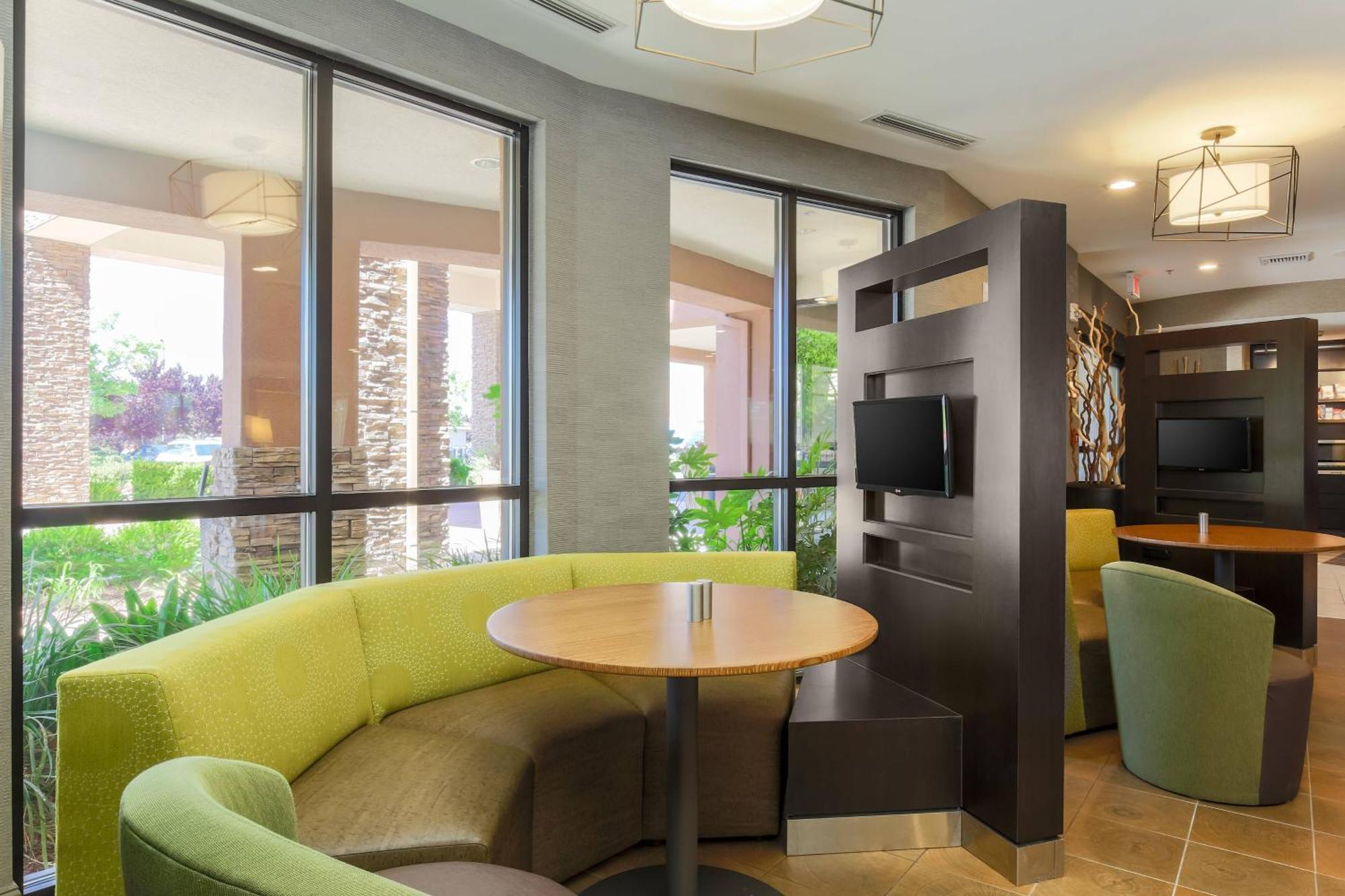 Courtyard By Marriott Roseville Galleria Mall/Creekside Ridge Drive Esterno foto